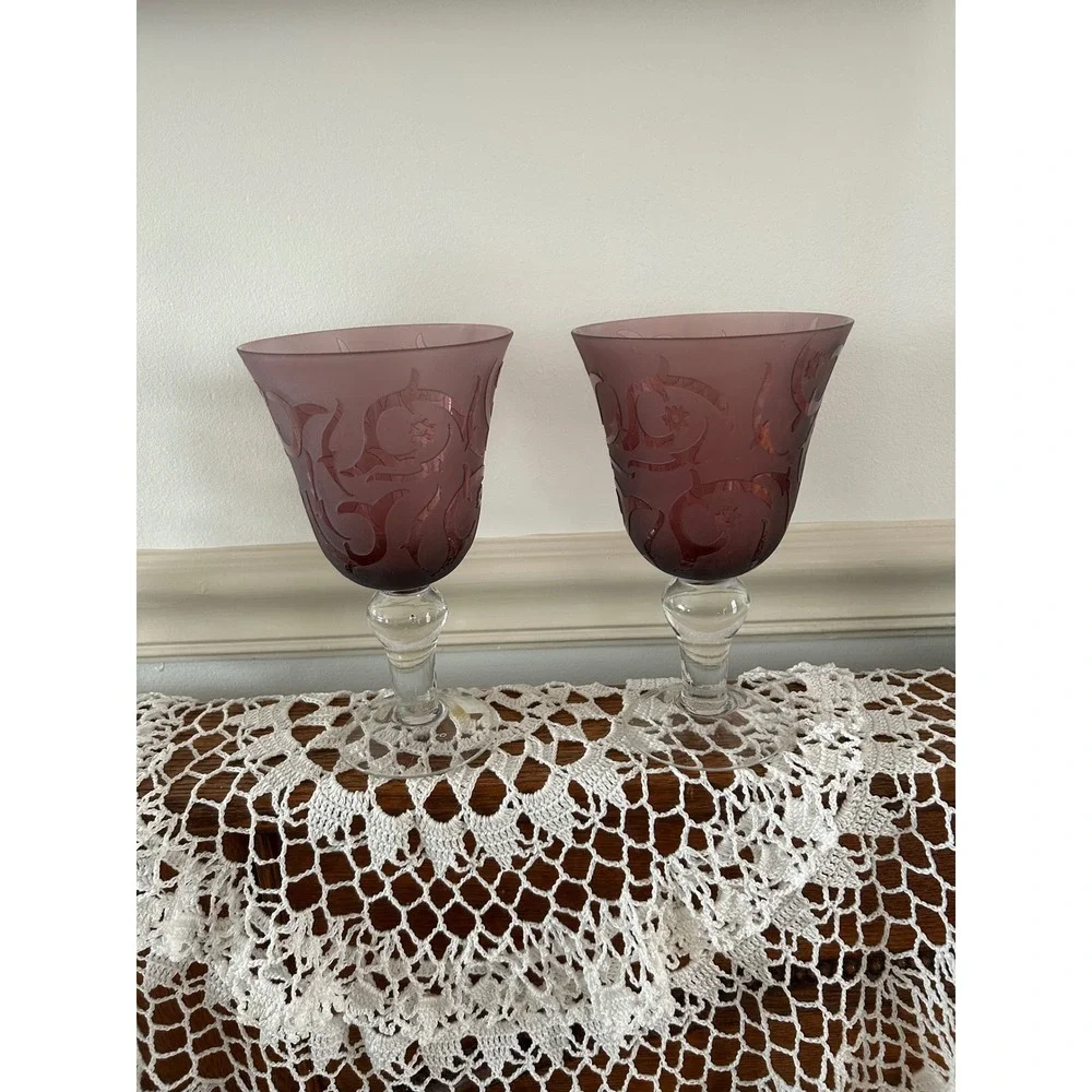 Amethyst Purple Etched Glass Wine Goblets Set of 2 Frosted Scroll Design 7.6